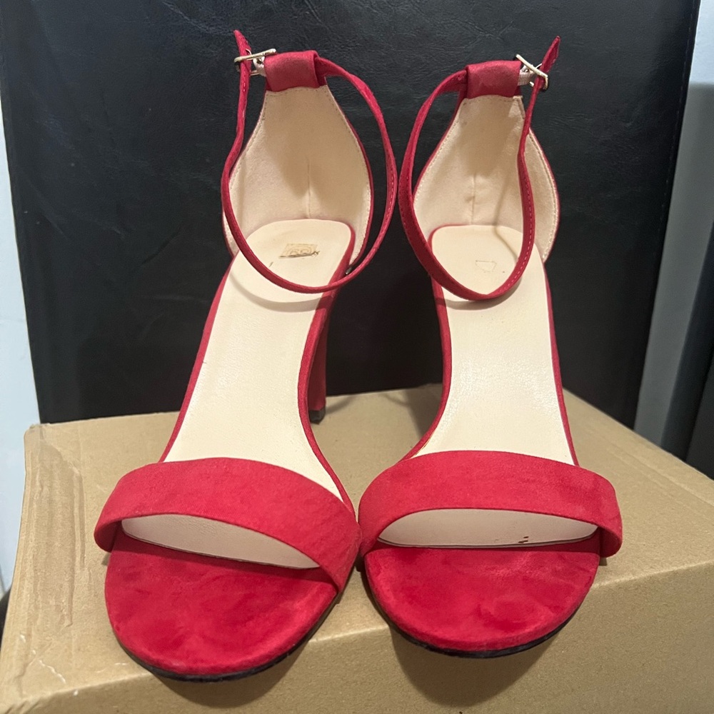 Women’s Ankle Strap Chunky Heels Red